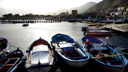 MONDELLO di inverno. Fotografie di Giulio Azzarello &copy;2016.