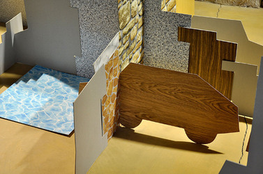 ANNE CLEMENCE de GROLEE e una sua installazione. Fotografie di Giulio Azzarello &copy;2014.