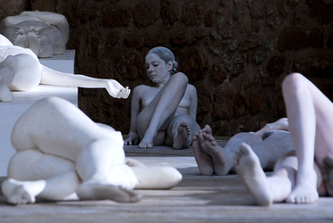 VANESSA BEECROFT allo Spasimo di Palermo alcuni momenti. Fotografie di Giulio Azzarello &copy;2014.