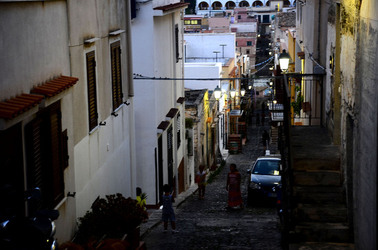 ISOLA DI USTICA il paese. Fotografie di Giulio Azzarello ©2016. ISOLA DI USTICA il paese. Fotografie di Giulio Azzarello ©2016.