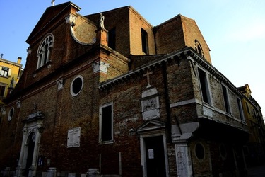 VENEZIA fotografie di Giulio Azzarello ©2020. VENEZIA fotografie di Giulio Azzarello ©2020.