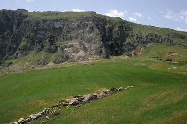 PORTELLA della Ginestra in Sicilia. Fotografie di Giulio Azzarello &copy;2014.