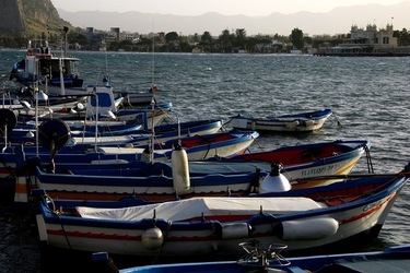 LUOGHI SICILIANI fotografie di Giulio Azzarello ©2020