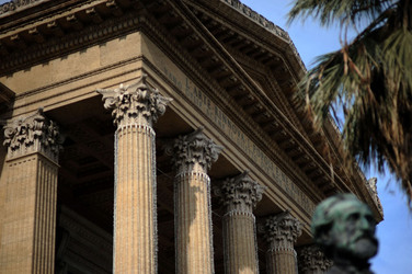TEATRO Massimo di Palermo visioni panoramiche e particolari. Fotografie di Giulio Azzarello ©2014. TEATRO Massimo di Palermo visioni panoramiche e particolari. Fotografie di Giulio Azzarello ©2014.