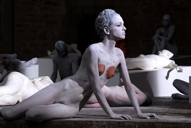 VANESSA BEECROFT allo Spasimo di Palermo alcuni momenti. Fotografie di Giulio Azzarello &copy;2014.