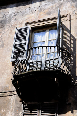 VITERBO e il suo centro storico. Fotografie di Giulio Azzarello &copy;2014.