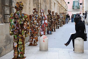 SIRACUSA arte a Ortiggia. Fotografie di Giulio Azzarello &copy;2014.