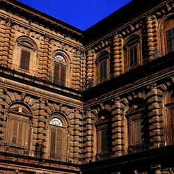 FIRENZE fotografie di Giulio Azzarello &copy;2022.