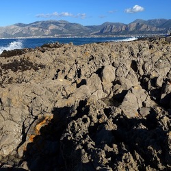 COSTA SICILIANA. Fotografie di Giulio Azzarello &copy;2022.