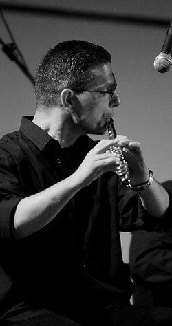 GIOVANNI SOLLIMA in concerto. Fotografie di Giulio Azzarello &copy;2014.