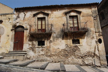 IL BAROCCO DI NOTO in Sicilia panoramiche e particolari. Fotografie di Giulio Azzarello &copy;2014.