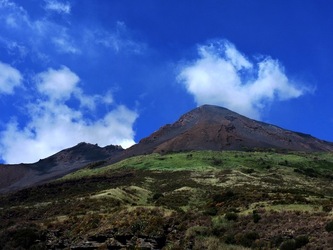 STROMBOLI fotografie di Giulio Azzarello ©2020. STROMBOLI fotografie di Giulio Azzarello ©2020.