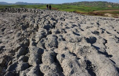 LE MACALUBE di Sicilia. Fotografie di Giulio Azzarello ©2014. LE MACALUBE di Sicilia. Fotografie di Giulio Azzarello ©2014.