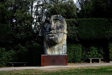 IGOR MITORAJ Giardino di Boboli. Fotografie di Giulio Azzarello &copy;2022.