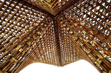 STRUTTURA di LEGNO BIENNALE di ARCHITETTURA di VENEZIA. Foto di G.Azzarello ©2018. STRUTTURA di LEGNO BIENNALE di ARCHITETTURA di VENEZIA. Foto di G.Azzarello ©2018.