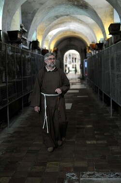 LE CATACOMBE dei cappuccini a Palermo in Sicilia. Fotografie di Giulio Azzarello &copy;2014.