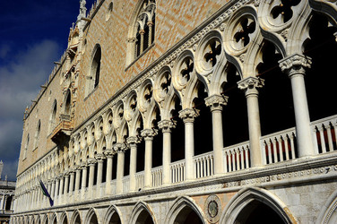 PIAZZA SAN MARCO A VENEZIA fotografie di Giulio Azzarello &copy;2016.