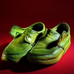 SCARPE. Fotografia di Giulio Azzarello ©2023. SCARPE. Fotografia di Giulio Azzarello ©2023.