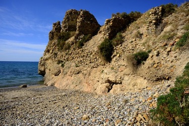CASTELLO di Campofelice di Roccella. Fotografie di Giulio Azzarello &copy;2020.