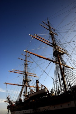 AMERIGO VESPUCCI fotografie di Giulio Azzarello ©2020. AMERIGO VESPUCCI fotografie di Giulio Azzarello ©2020.