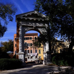 VENEZIA installazioni collaterali Biennale di Architettura Contemporanea. Fotografie di Giulio Azzarello &copy;2022.