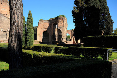 LE TERME DI CARACALLA a Roma visioni panoramiche o particolari. Fotografie di Giulio Azzarello &copy;2014.