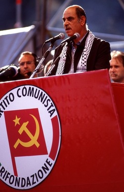 MANIFESTAZIONE fotografie di Giulio Azzarello ©2001 2022. MANIFESTAZIONE fotografie di Giulio Azzarello ©2001 2022.