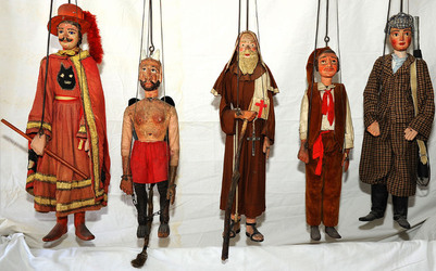 PUPI SICILIANI del 900 e dell 800. Collezione Cuticchio. Fotografie di Giulio Azzarello &copy;2014.