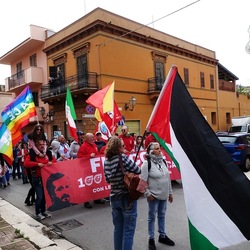 AFROCHE. Fotografie di Giulio Azzarello ©2024. AFROCHE. Fotografie di Giulio Azzarello ©2024.