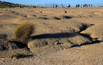 LE MACALUBE di Sicilia. Fotografie di Giulio Azzarello ©2014. LE MACALUBE di Sicilia. Fotografie di Giulio Azzarello ©2014.