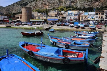 MONDELLO in Sicilia a Palermo. Fotografie di Giulio Azzarello ©2014.