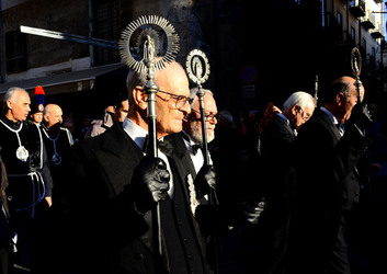 PROCESSIONI religiose per la Pasqua a Palermo. Fotografie di Giulio Azzarello ©2016. PROCESSIONI religiose per la Pasqua a Palermo. Fotografie di Giulio Azzarello ©2016.