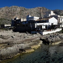 ISOLA. Fotografie di Giulio Azzarello &copy;2024.