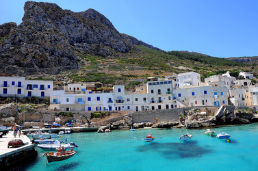 ISOLA DI LEVANZO in Sicilia. Fotografie di Giulio Azzarello &copy;2014.
