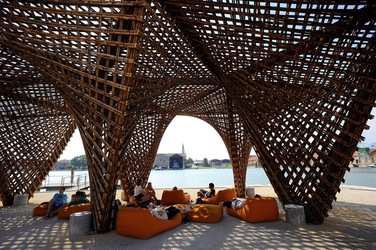 STRUTTURA di LEGNO BIENNALE di ARCHITETTURA di VENEZIA. Foto di G.Azzarello ©2018. STRUTTURA di LEGNO BIENNALE di ARCHITETTURA di VENEZIA. Foto di G.Azzarello ©2018.
