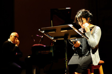 JAZZ spettacolo di Moschella Mulè. Fotografie di Giulio Azzarello ©2016. JAZZ spettacolo di Moschella Mulè. Fotografie di Giulio Azzarello ©2016.