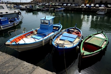 BARCHE da PESCA fotografie di Giulio Azzarello &copy;2019.