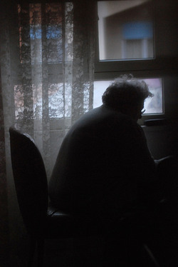 ANZIANI fotografie di Giulio Azzarello &copy;2014.