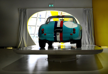 MUSEO ENZO FERRARI di Modena. Fotografie di Giulio Azzarello &copy;2016.