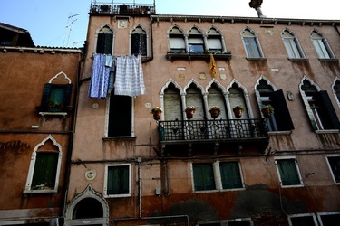 VENEZIA fotografie di Giulio Azzarello ©2020. VENEZIA fotografie di Giulio Azzarello ©2020.