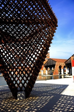 STRUTTURA di LEGNO BIENNALE di ARCHITETTURA di VENEZIA. Foto di G.Azzarello ©2018. STRUTTURA di LEGNO BIENNALE di ARCHITETTURA di VENEZIA. Foto di G.Azzarello ©2018.