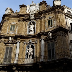 PALERMO. Fotografie di Giulio Azzarello ©2022. PALERMO. Fotografie di Giulio Azzarello ©2022.