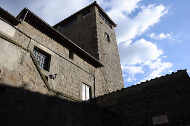 VITERBO e il suo centro storico. Fotografie di Giulio Azzarello &copy;2014.