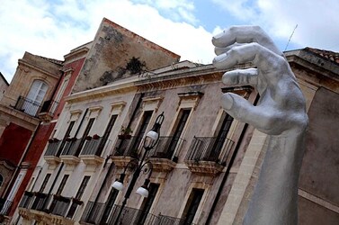 SIRACUSA arte a Ortiggia. Fotografie di Giulio Azzarello &copy;2014.