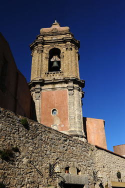 ERICE e il suo QUARTIERE SPAGNOLO.Fotografie di Giulio Azzarello &copy;2014.