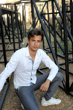 NANDO CHIFARI giovane attore italiano. Fotografie di Giulio Azzarello ©2016. NANDO CHIFARI giovane attore italiano. Fotografie di Giulio Azzarello ©2016.