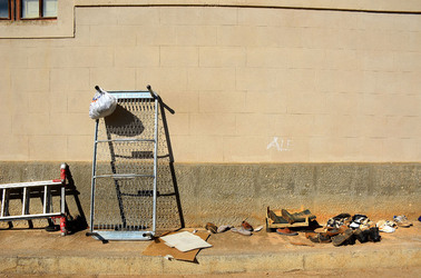 SCARPE di persone povere. Fotografie di Giulio Azzarello &copy;2016.