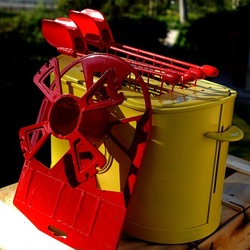 TOAST. Fotografie di Giulio Azzarello &copy;2025.