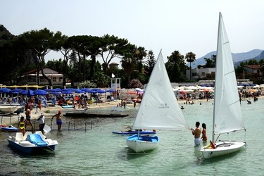 MONDELLO. Fotografe di Giulio Azzarello &copy;2023.