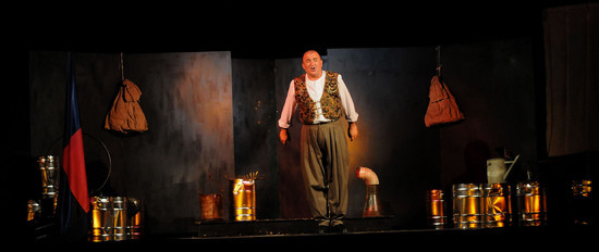 MARCO RENZI e il suo teatro. Fotografie di Giulio Azzarello ©2014.